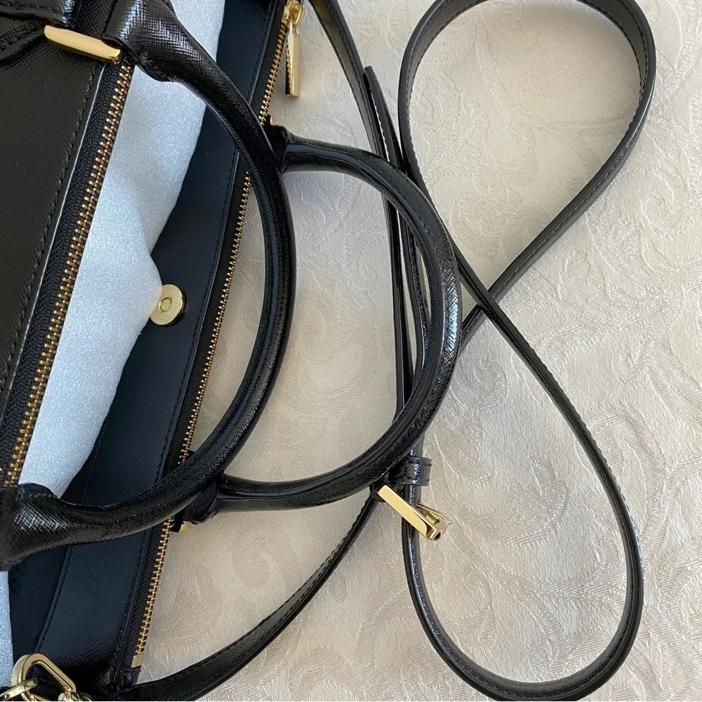 Tory Burch double zip saffiano Robinson tote
